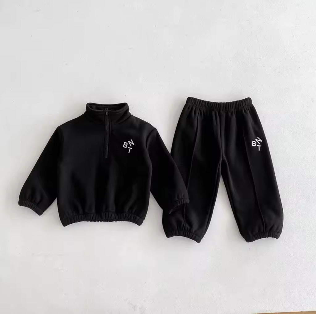 Half Zip Tracksuit Black